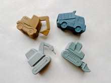 Load image into Gallery viewer, Peaks & Valleys Construction Bath Toys