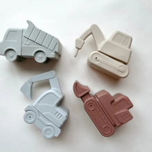 Load image into Gallery viewer, Peaks & Valleys Construction Bath Toys