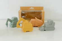 Load image into Gallery viewer, Peaks & Valleys Construction Bath Toys