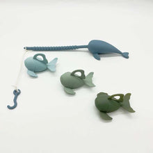 Load image into Gallery viewer, Peaks & Valleys Fishing Bath Toy