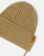 Load image into Gallery viewer, deux par deux Baby Mid Season Knit Hat w/Strings