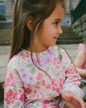 Load image into Gallery viewer, deux par deux Girls French Terry Sweatshirt - Pink Printed Flowers