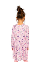 Load image into Gallery viewer, deux par deux Girls Long-Sleeved Dress - Pink Daisy Print