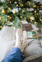Load image into Gallery viewer, Pearhead Holiday Mom and Baby Sock Set