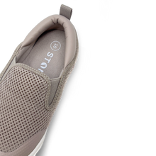 Load image into Gallery viewer, Stonz Skipperz Slip On Shoe - Dune