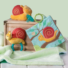 Load image into Gallery viewer, Mary Meyer Character Blanket Skippy Snail