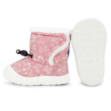 Load image into Gallery viewer, Jan & Jul Stay-Put Trail Booties
