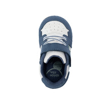Load image into Gallery viewer, Stride Rite SM Waverly Sneaker