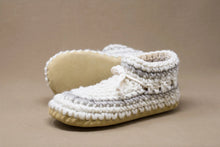 Load image into Gallery viewer, Padraig Cottage Womens Slippers