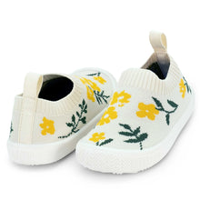 Load image into Gallery viewer, Jan & Jul Graphic Knit Shoe