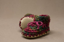 Load image into Gallery viewer, Padraig Cottage Baby Slipper