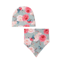 Load image into Gallery viewer, deux par deux Baby Organic Cotton Printed Hat & Bib Set
