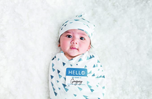 Load image into Gallery viewer, Lulujo Hello World Blanket and Knotted Hat