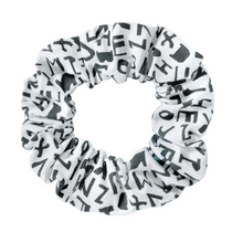 Load image into Gallery viewer, Perlimpinpin Mommy & Me Scrunchies