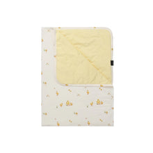 Load image into Gallery viewer, Belan.J Snuggle Blanket (1.0 TOG) - Chicks/Mellow Yellow
