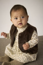 Load image into Gallery viewer, Minymo Baby Girls Faux Fur Vest - Chocolate Chip
