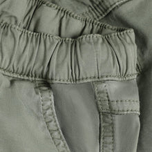 Load image into Gallery viewer, Minymo Boys Cargo Shorts - Lily Pad
