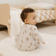 Load image into Gallery viewer, Petit Lem Baby Otter Print on Off-White Sleeper
