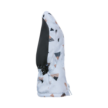 Load image into Gallery viewer, Kombi Adorable Adorable Stay On Mittens - Infant
