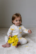 Load image into Gallery viewer, ZippyJamz Baby Organic Cotton Bee Happy Sleeper
