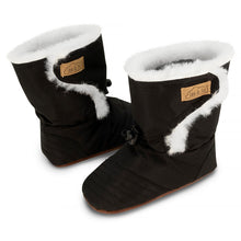 Load image into Gallery viewer, Jan &amp; Jul Baby Stay-Put Winter Booties
