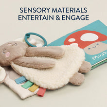 Load image into Gallery viewer, Itzy Ritzy Learn &amp; Snuggle Gift Set
