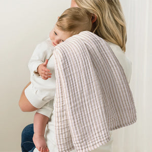 Itzy Ritzy Breastfeeding Boss