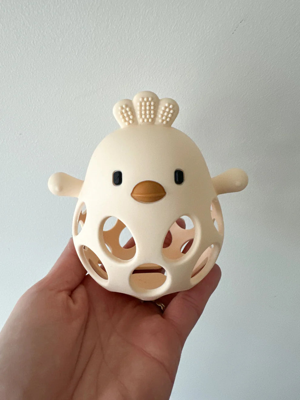 Peaks & Valleys Clucky Chew Buddy