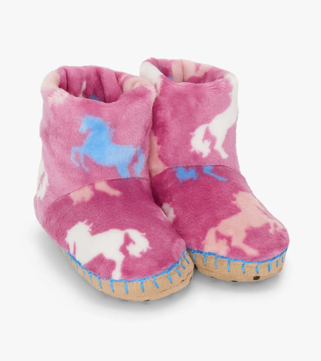 Hatley Girls Beautiful Horses Fuzzy Fleece Slippers