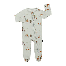 Load image into Gallery viewer, Belan.J Baby Footed Zipper Sleeper - Giraffes

