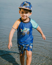 Load image into Gallery viewer, deux par deux Boys Short Sleeve Rashguard - Ultramarine Blue
