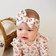 Load image into Gallery viewer, Belan J Girls Headband - Peachy Blossom
