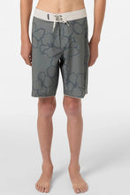 Load image into Gallery viewer, O'Neill Youth Boys Hyperfreak Mysto Scallop 17" Boardshort - Mulled Basil
