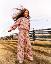 Load image into Gallery viewer, deux par deux Girls Wide Leg Sweatpants - Pink Strawberry Print
