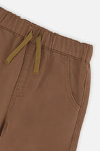Load image into Gallery viewer, deux par deux Boys Twill Pants With Cargo Pockets - Neutral Brown
