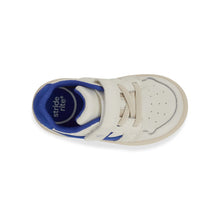 Load image into Gallery viewer, Stride Rite SRT London Sneaker
