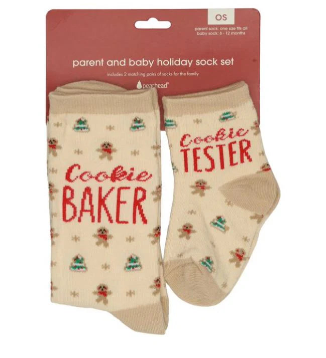 Pearhead Holiday Mom and Baby Sock Set