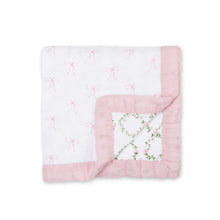 Load image into Gallery viewer, Lulujo Classic Muslin Quilt
