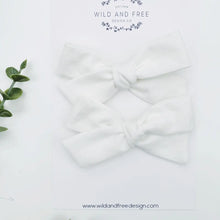 Load image into Gallery viewer, Wild and Free Design Co. Pigtail Bow
