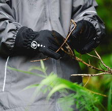 Load image into Gallery viewer, Calikids Mid Season Water Repellent Gloves
