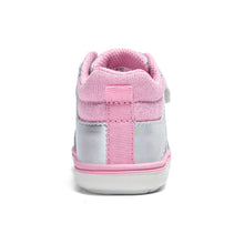 Load image into Gallery viewer, Stride Rite Girls SRT Ames Sneaker - Silver/Rainbow
