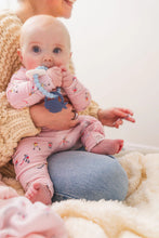 Load image into Gallery viewer, Loulou Lollipop Baby Girls Sleeper - She Shoots She Scores
