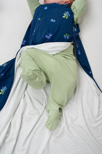 Load image into Gallery viewer, Belan.J Printed Sleep Bag (0.5 Tog) - Blueberries
