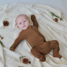 Load image into Gallery viewer, Belan.J Baby Footed Zipper Sleeper - Barrel
