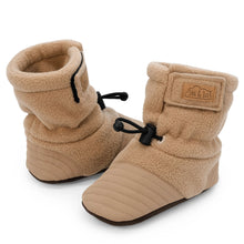 Load image into Gallery viewer, Jan &amp; Jul Baby Stay-Put Cozy Booties
