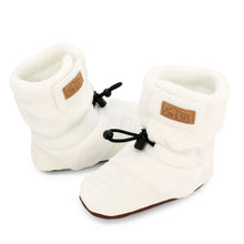 Load image into Gallery viewer, Jan &amp; Jul Baby Stay-Put Cozy Booties
