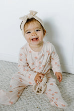 Load image into Gallery viewer, Peaks &amp; Valleys Teddy the Teething Bear
