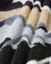 Load image into Gallery viewer, Reima Turilas Sherpa Fleece Jacket - Soft Black
