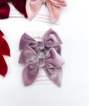 Load image into Gallery viewer, Aurelia &amp; Co. Valentines Hair Bows Luxe Velvet
