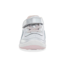 Load image into Gallery viewer, Stride Rite Girls Winslow 2.0 Sneaker - Silver
